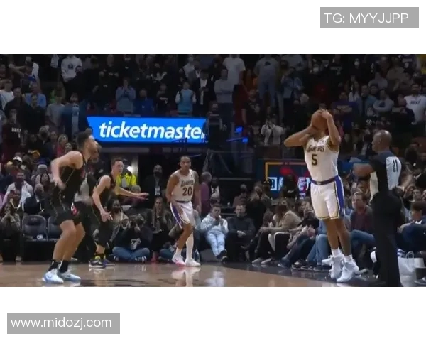 突然就追上了！森林狼连续失误 古德温三分+反击上篮追到差1分